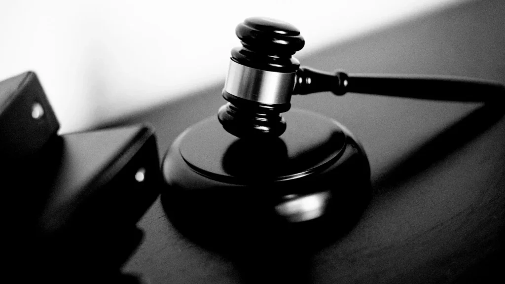 Law Firms & Attorneys Advisory Services